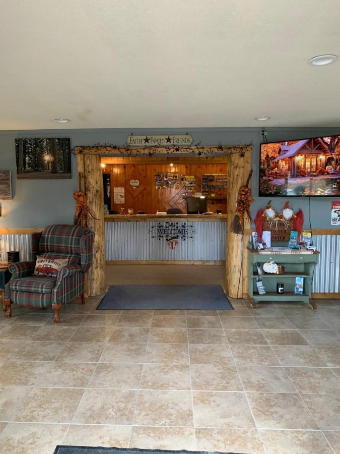 Down Home Lodge & Family Rv Resort Chama Extérieur photo